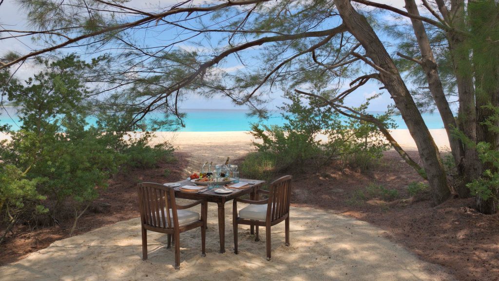 romantic-lunch-at-andBeyond-mnemba-island-on-private-beach-paradise-at-zanzibar