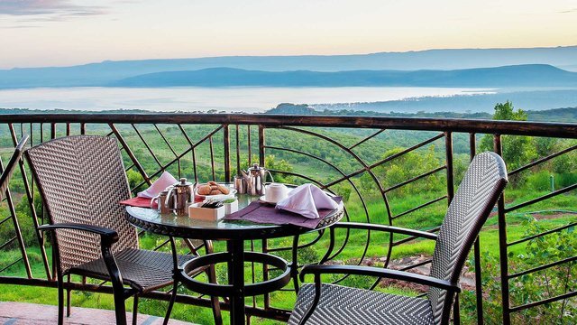 Hotels and Lodges in Lake Nakuru - Collection
