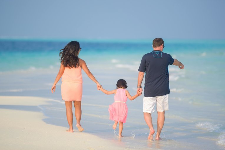 Safari en familia en Kenia: Descubre la Fauna Salvaje y Playas Paradisíacas - Tour