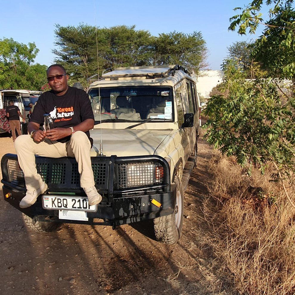 One of Kwezi Safaris top safari guides, Chege
