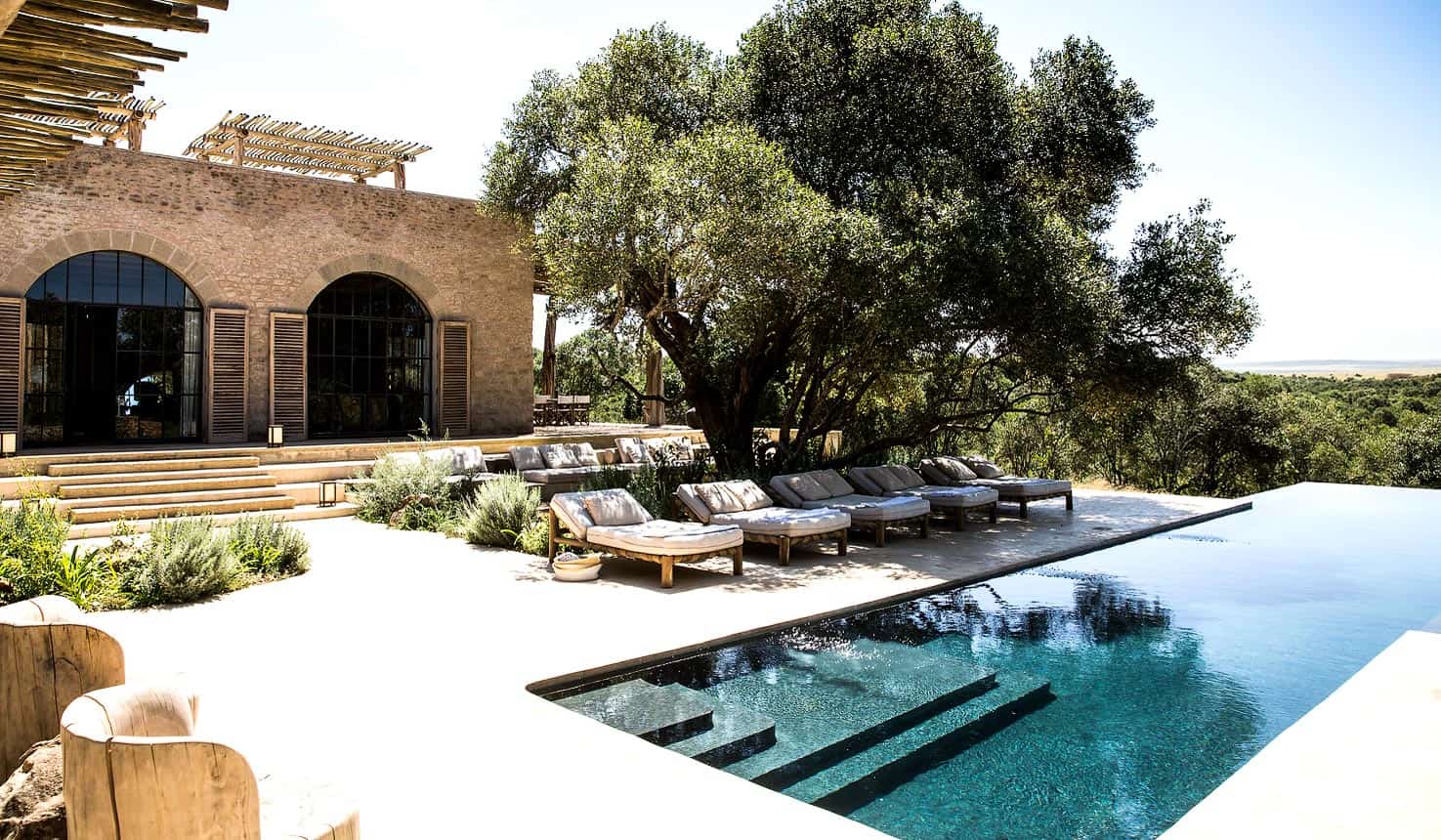 The Luxurious Arijiju House