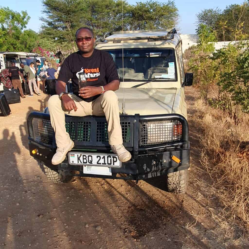 Kwezi Safari Driver-guide