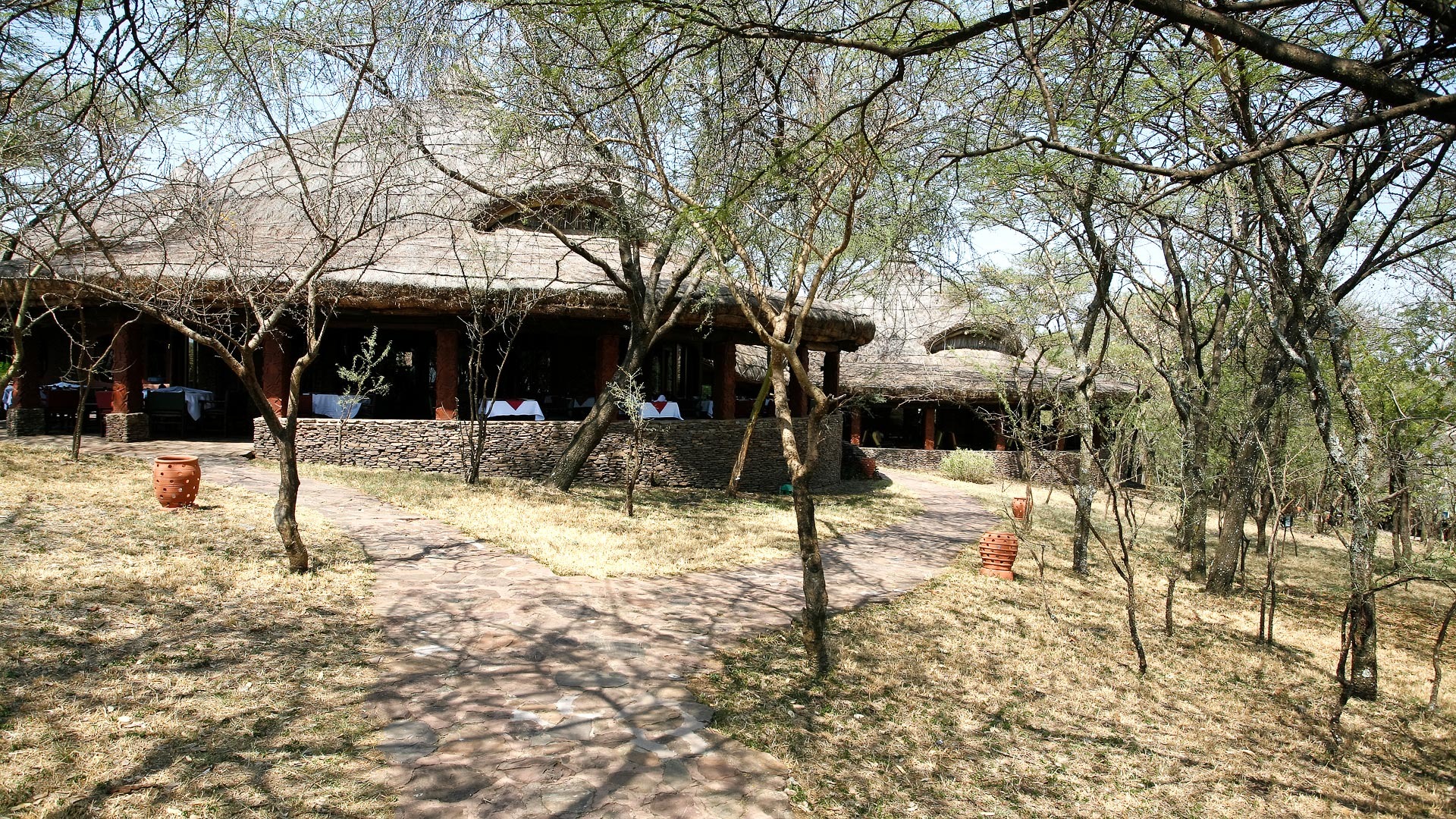 Eco-lodge solar energy and sustainable camp